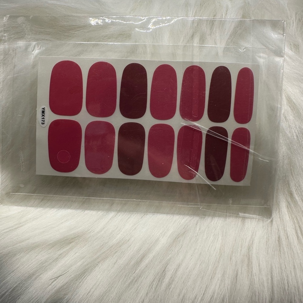🩷5/$10 Pink Nail Wraps Set